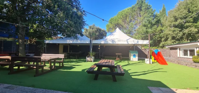 gazebo e tavoli